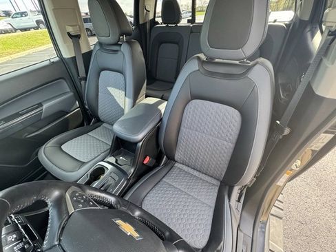 Used 2022 Chevrolet Colorado Z71 image 10