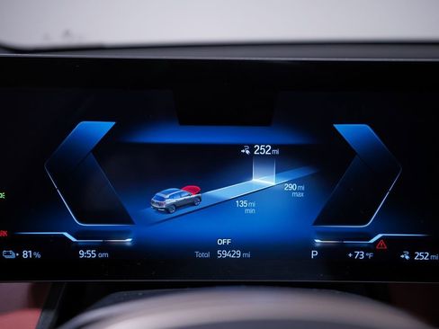 Used 2023 BMW iX xDrive50 w/ Sport Package image 20