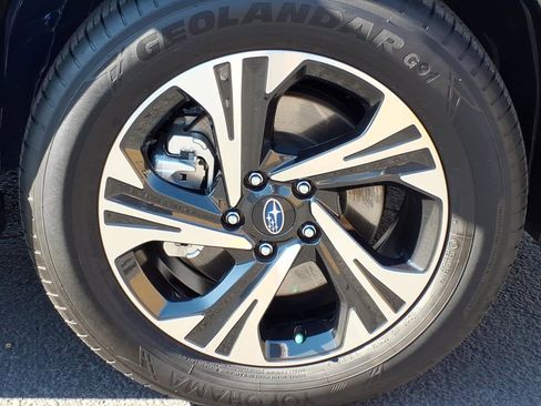 Certified 2025 Subaru Crosstrek 2.0i Premium w/ Convenience Package #2 image 9