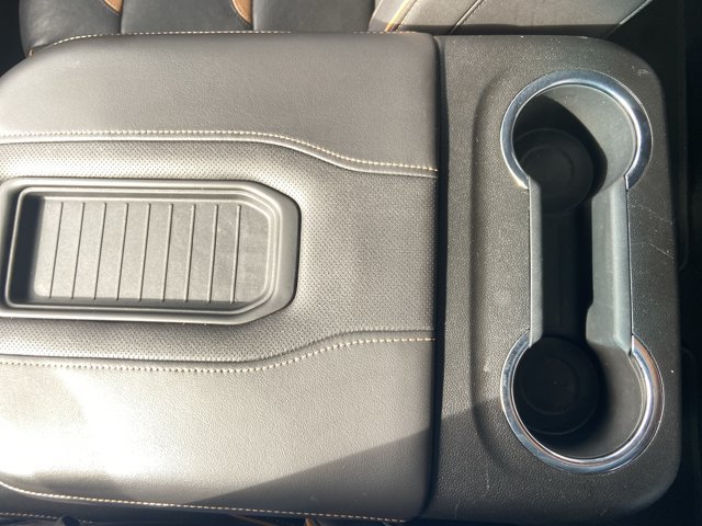 Used 2023 GMC Yukon AT4 AWD/4WD image 21