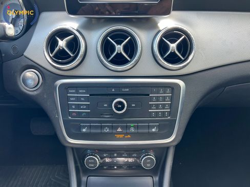 Used 2015 Mercedes-Benz CLA 250 image 31
