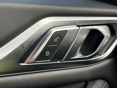 Used 2023 BMW i4 eDrive35 image 22