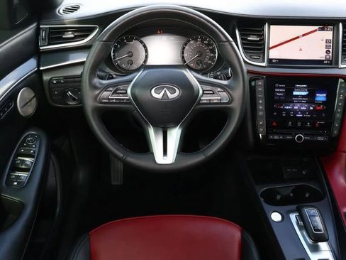 Used 2024 INFINITI QX50 Sport FWD image 9