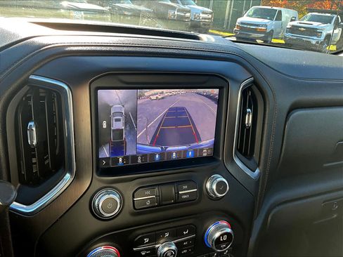 Used 2020 GMC Sierra 1500 AT4 w/ AT4 Premium Package image 18