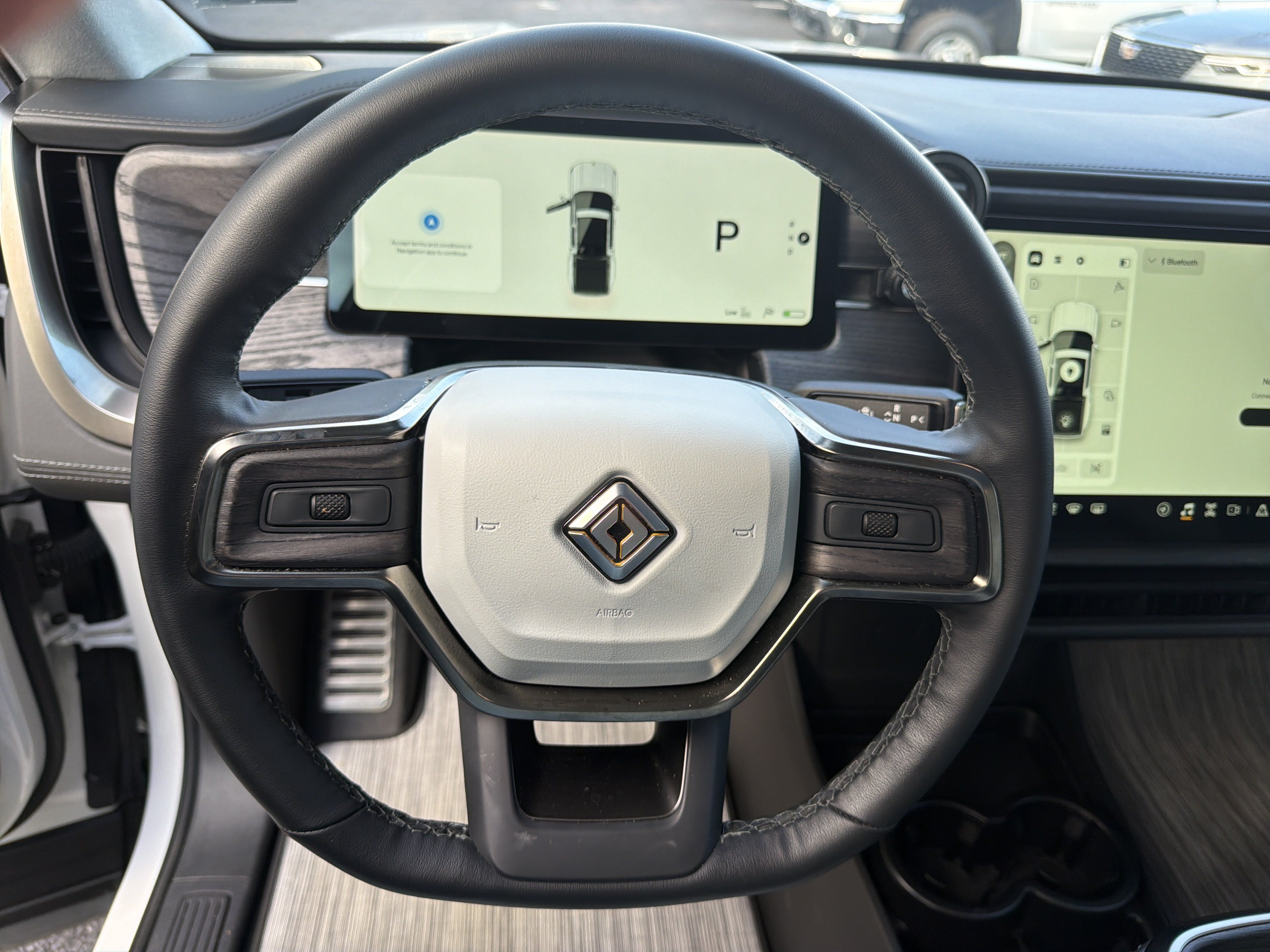 Used 2023 Rivian R1T Adventure Dual AWD/4WD image 18
