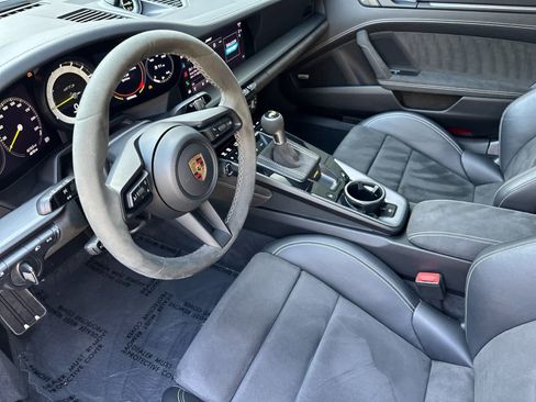 Certified 2022 Porsche 911 GT3 RWD image 4