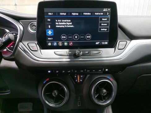 Used 2023 Chevrolet Blazer LT w/ Driver Confidence Package image 20