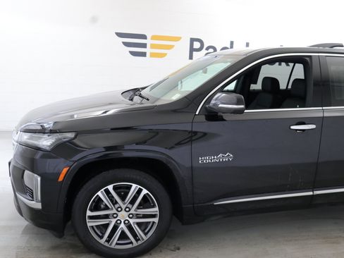 Certified 2023 Chevrolet Traverse High Country image 4