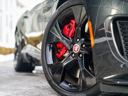 Used 2023 Jaguar F-TYPE Convertible image 12