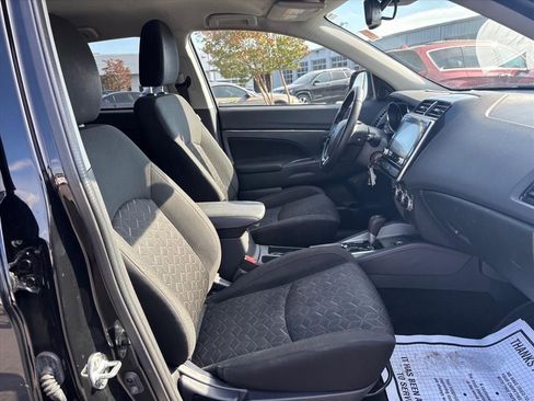 Used 2024 Mitsubishi Outlander Sport LE AWD/4WD image 14