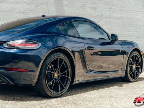 Used 2018 Porsche 718 Cayman RWD image 39