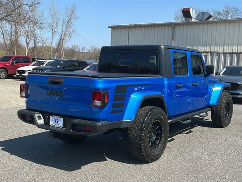 Used 2021 Jeep Gladiator Sport image 4