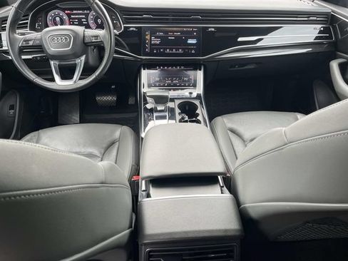 Used 2019 Audi Q8 Prestige AWD/4WD image 12