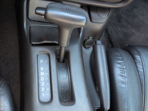 Used 2002 Pontiac Firebird Trans Am image 18