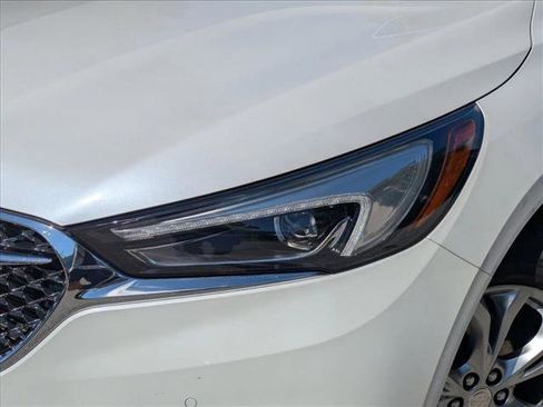 Used 2021 Buick Enclave Avenir w/ LPO, Floor Liner Package AWD/4WD image 9