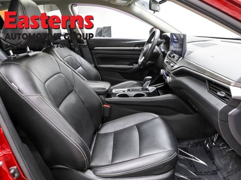 Used 2023 Nissan Altima 2.5 SL FWD image 23