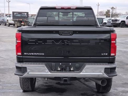 New 2026 Chevrolet Silverado 3500 LTZ w/ LTZ Premium Package AWD/4WD image 24