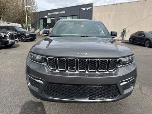 Used 2025 Jeep Grand Cherokee Limited 4xe w/ MOPAR Finishing Package AWD/4WD image 10