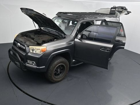 Used 2010 Toyota 4Runner SR5 AWD/4WD image 26