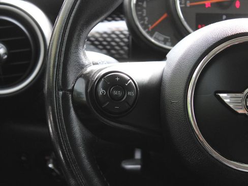 Used 2015 MINI Cooper S FWD image 32