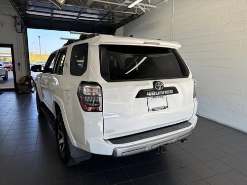 Used 2020 Toyota 4Runner TRD Off-Road AWD/4WD image 6