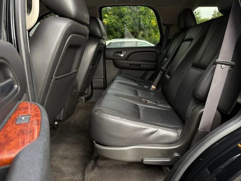Used 2013 Chevrolet Tahoe LT RWD image 43