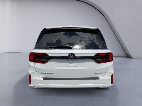 Used 2025 Honda Odyssey Sport-L image 4