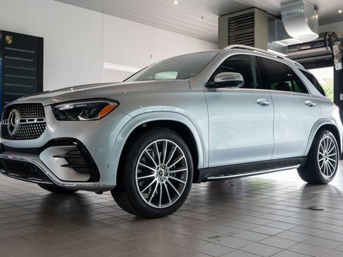 New 2026 Mercedes-Benz GLE 450 4MATIC image 3