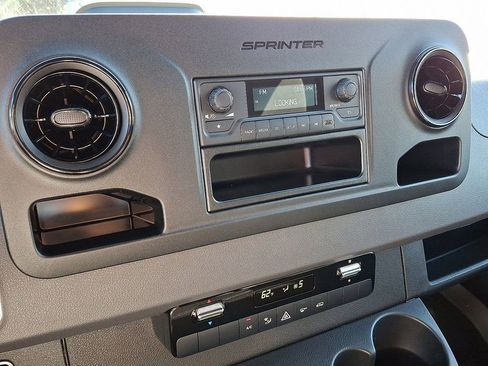New 2025 Mercedes-Benz Sprinter 2500 image 12