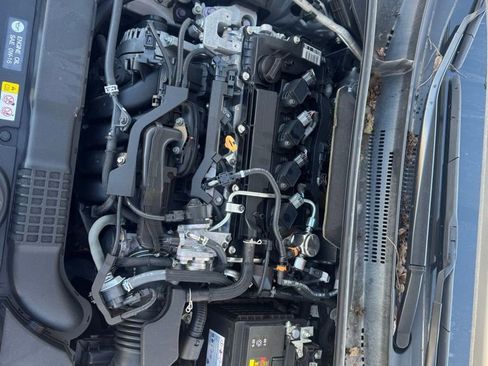 Used 2022 Toyota Corolla SE image 16