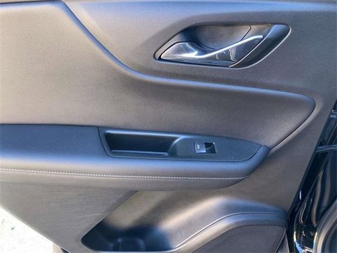 Used 2021 Chevrolet Blazer LT image 12