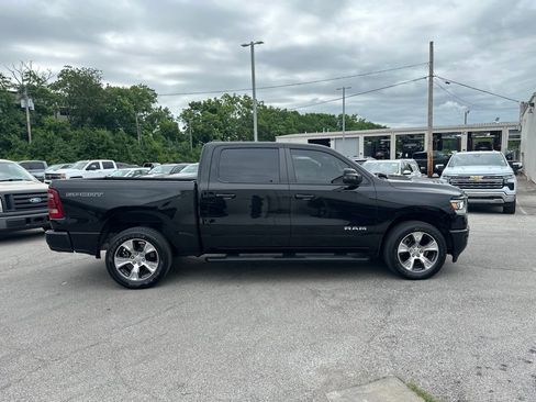 Used 2023 RAM 1500 Laramie AWD/4WD image 4