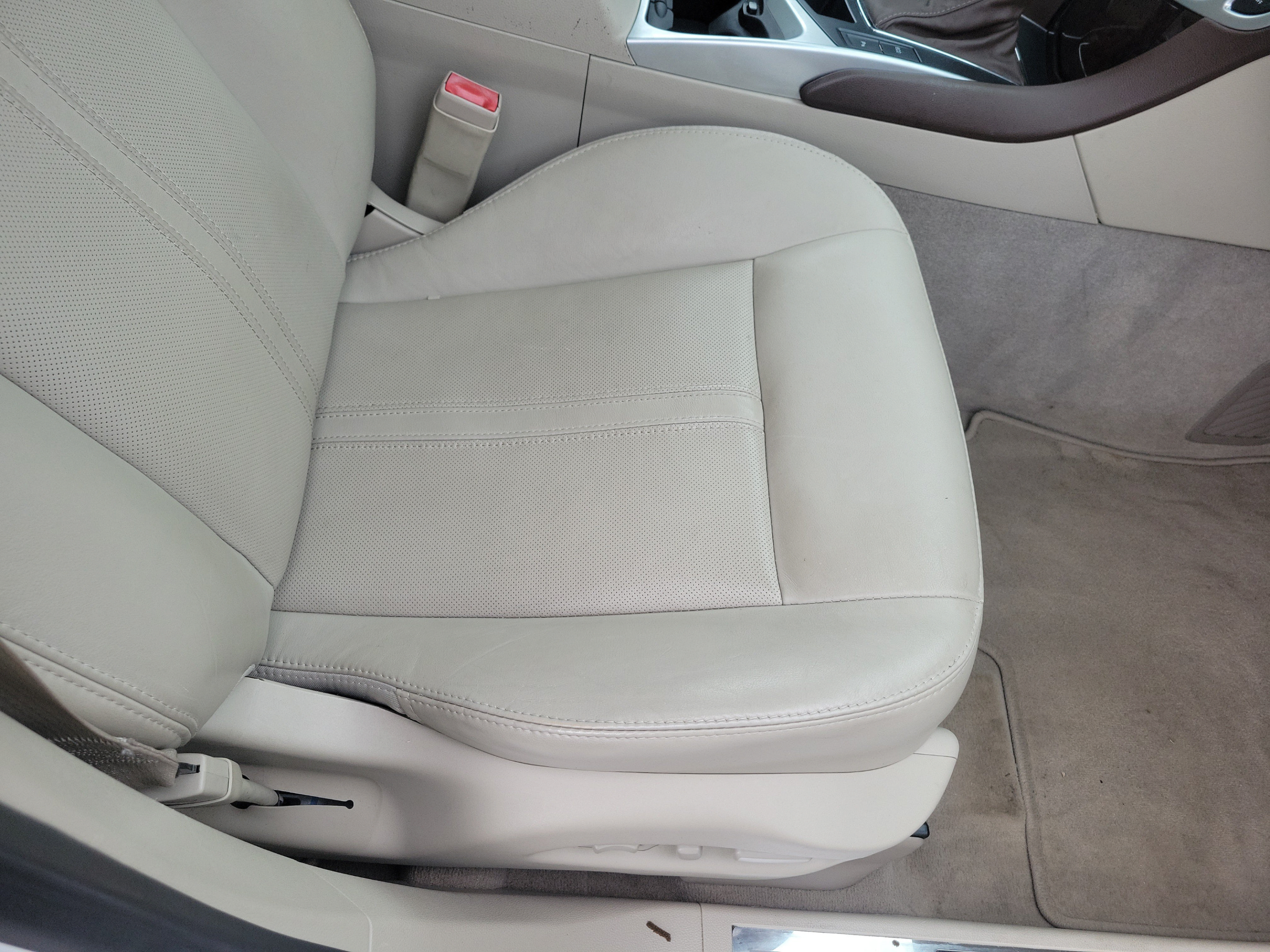 Used 2016 Cadillac SRX Performance FWD image 19