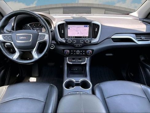 Used 2023 GMC Terrain SLT w/ Infotainment Package II AWD/4WD image 17