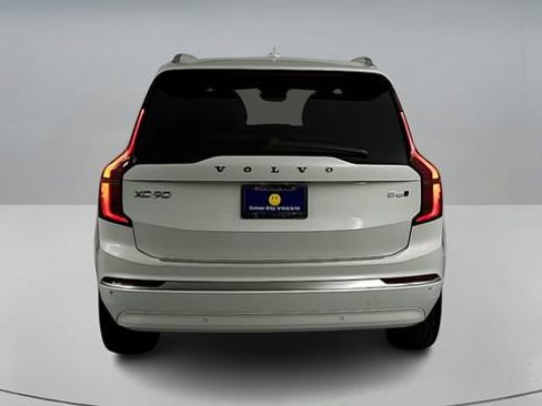 Certified 2026 Volvo XC90 B6 Plus w/ Protection Package Premier AWD/4WD image 5