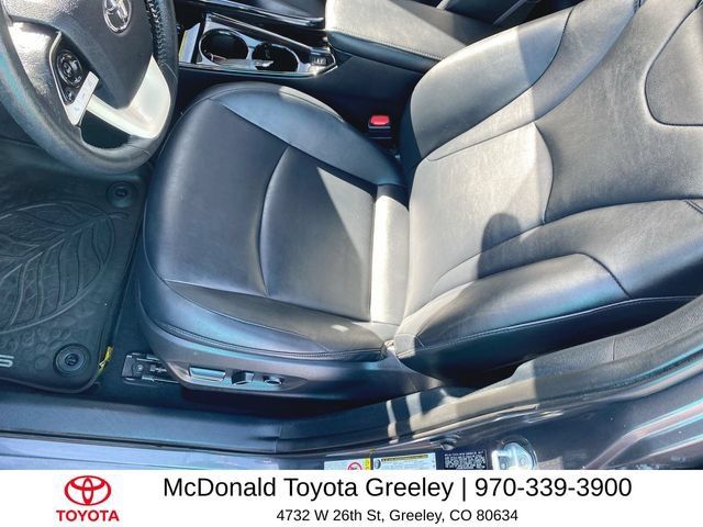 Used 2017 Toyota Prius Four FWD image 11