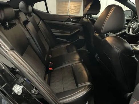 Used 2023 Nissan Maxima SR image 12