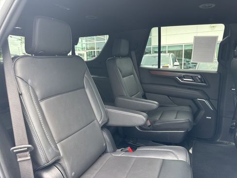 Used 2025 GMC Yukon Denali AWD/4WD image 22
