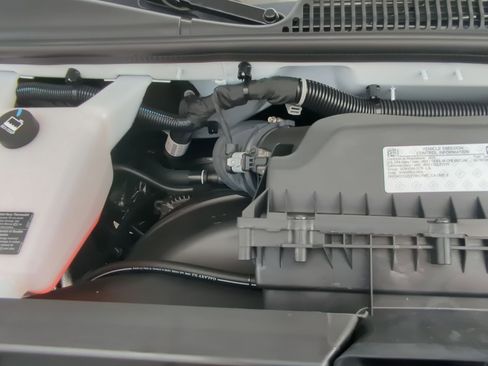 New 2025 GMC Savana 2500 w/ Driver Convenience Package image 26