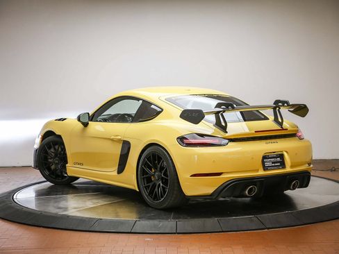 Certified 2024 Porsche 718 Cayman GT4 RS RWD image 3