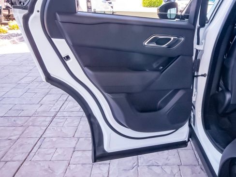 New 2026 Land Rover Range Rover Velar Dynamic SE image 42