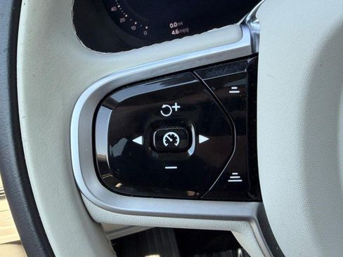 Certified 2026 Volvo XC90 B6 Ultra AWD/4WD image 18