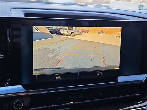 Used 2024 Chevrolet Silverado 1500 LT Trail Boss w/ Protection Package image 29