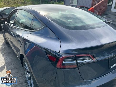 Used 2023 Tesla Model 3 Standard Range image 89