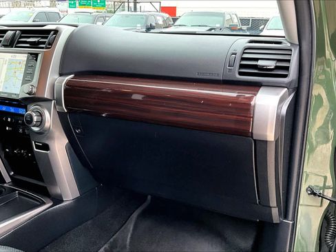 Used 2022 Toyota 4Runner Limited image 17