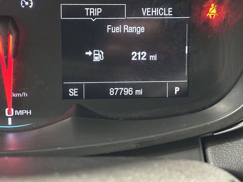 Used 2018 Chevrolet Trax LT image 17