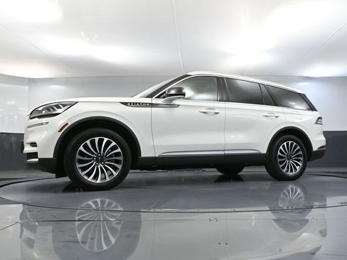 Used 2023 Lincoln Aviator Reserve image 61