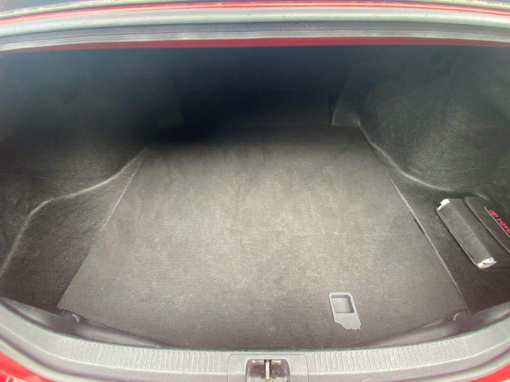 Used 2024 Toyota Camry LE FWD image 29