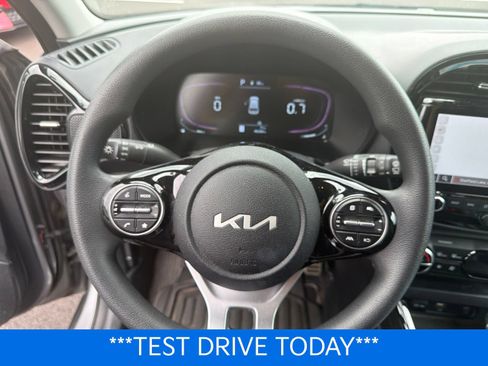 Certified 2024 Kia Soul S FWD image 12