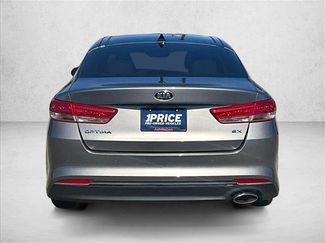 Used 2018 Kia Optima EX w/ Premium Package FWD video 4